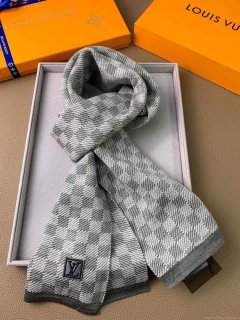 LV M70517 Louis Vuitton Petit Damier Scarf L60152