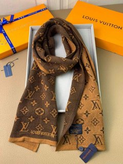 LV M70517 Louis Vuitton Petit Damier Scarf L60160