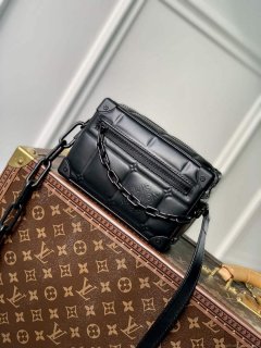 LV M81611 Louis Vuitton Mini Soft Trunk Black