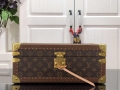 Louis Vuitton LV M20209 Coffret Accessoires Monogram Beige