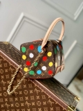 LV M46450 Louis Vuitton LV X YK SQUARE Handbag (China limited edition)