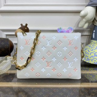 LV M22398 Louis Vuitton Coussin PM Handbag Crème Beige