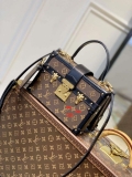 LV M46309 Louis Vuitton Petite Malle V Bag