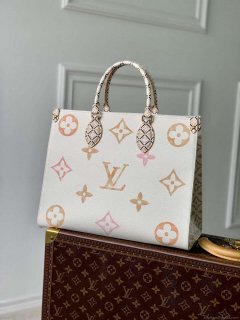 LV M22975 Louis Vuitton OnTheGo MM Tote Bag Beige