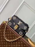 LV M46596 Louis Vuitton Pochette Métis East West Handbag