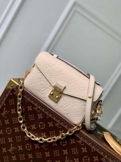 LV M22942 Louis Vuitton Pochette Métis East West Handbag Crème Beige