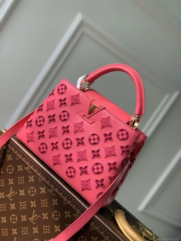 LV M22922 Louis Vuitton Capucines BB Handbag Pink