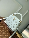 LV M22863 Louis Vuitton Capucines Mini Handbag White