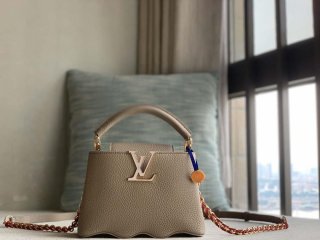 LV M22121 Louis Vuitton Capucines Mini Handbag Gray