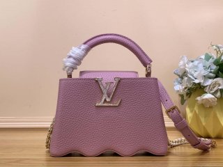 LV M22122 Louis Vuitton Capucines Mini Handbag Pink