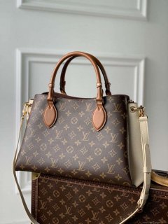 LV M46508 Louis Vuitton Vendôme MM Bag White