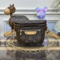 Louis Vuitton LV M82335 Mini Bumbag Monogram