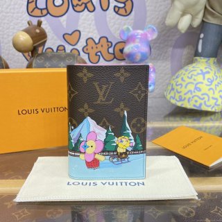 LV M82621 Louis Vuitton Passport Cover Pink