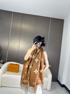 Louis Vuitton Scarves Fashion Scarf L38925