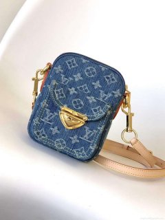 LV M82948 Louis Vuitton Fairfax Pochette Monogram Denim