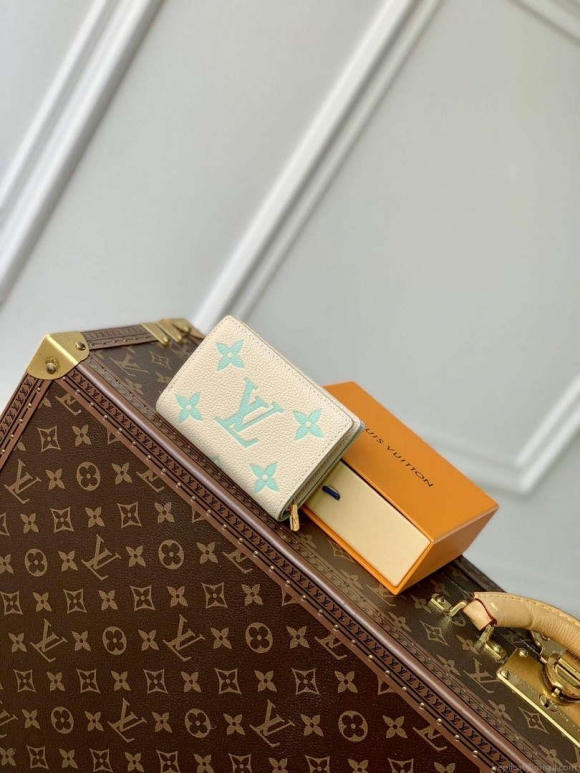 LV M82330 Louis Vuitton Cléa Wallet Matcha Green