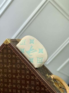 LV M45951 Louis Vuitton Pochette Cosmetique PM Matcha green