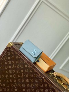 LV M81740 Louis Vuitton Pilot Wallet Light Blue