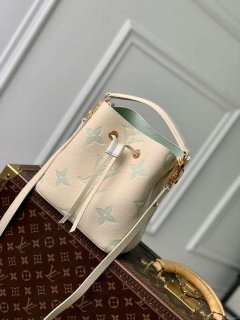 LV M24048 Louis Vuitton NéoNoé BB Bucket Bag Latte White Matcha