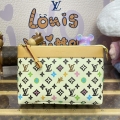 LV M83568 Louis Vuitton Pochette Voyage Souple Vanilla