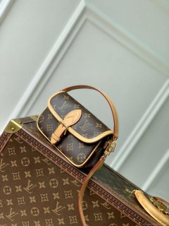 LV M83566 Louis Vuitton Nano Diane Bag Monogram