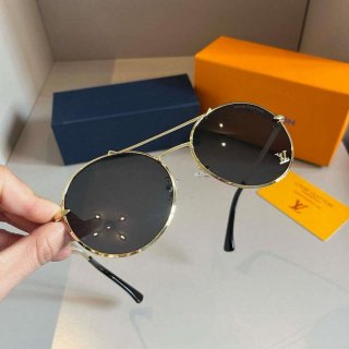 Louis Vuitton New Fashion Sunglasses L22290