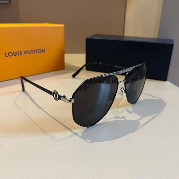 Louis Vuitton New Fashion Sunglasses L22293