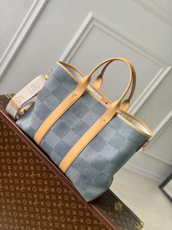 LV N40702 Louis Vuitton Weekend Tote Bag Blue