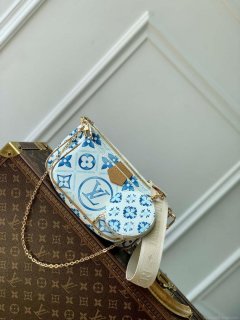 LV M25374 Louis Vuitton LV By The Pool Multi Pochette Accessoires Other Monogram Canvas