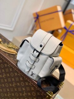 LV M58493 Louis Vuitton Christopher XS Bag White M58495