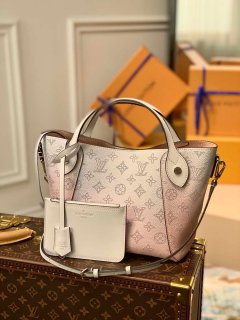 LV M57858 Louis Vuitton Hina PM Bag Gradient Pink