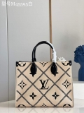 Louis Vuitton M46016 LV M46015 Onthego MM Monogram Crame