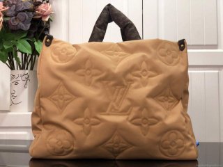 Louis Vuitton M59007 LV M59005 Onthego GM Bag Beige