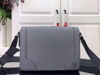 LV M30808 Louis Vuitton New Flap Messenger Gray