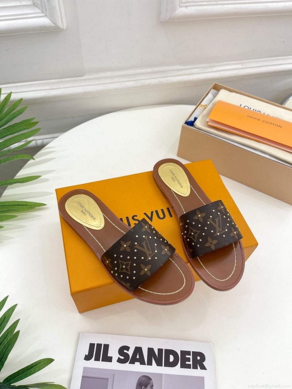 LV 1AAZYN Louis Vuitton Lock It Flat Mules L99037