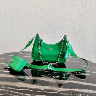 Prada 1BH204 Prada Re-Edition 2005 Nylon Bag Green