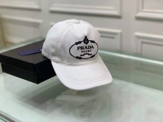 Prada Re-Nylon bucket hat P91206