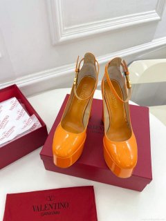 Valentino Garavani Tan-go Platform Pump In Patent Leather 155MM Orange