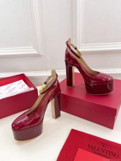 Valentino Garavani Tan-go Platform Pump In Patent Leather 155MM Dark Red