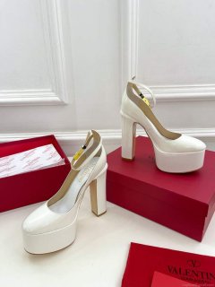 Valentino Garavani Tan-go Platform Pump In Patent Leather 155MM White