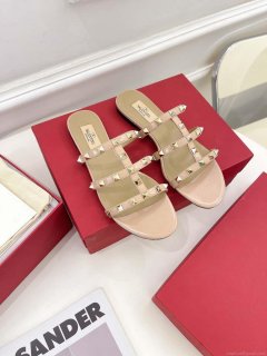 Valentino 3W2S0C49VOD Rockstud Flat Slide Sandal V98830