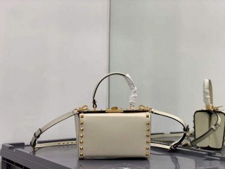 Valentino 7300 Rockstud Alcove Grainy Calfskin BOX Bag XW2B0J73 Beige