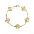 Van Cleef & Arpels Vintage Alhambra bracelet, 5 four-leaf lucky totems VCARP3JK00 Yellow gold