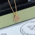 Van Cleef & Arpels Sweet Alhambra Pendant VCARO85900 rose gold