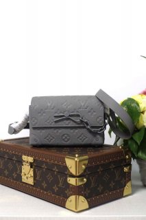 LV M81746 Louis Vuitton Steamer Wearable Wallet Gray leather