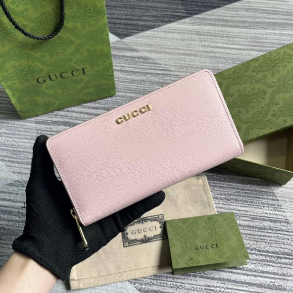 Gucci 772642 Zip Around Wallet With Gucci Script Light Pink