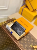 LV M62170 Louis Vuitton Double Card Holder