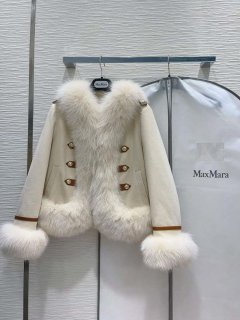 Max Mara Women’s Fashion Clothing Fur Coat M78365