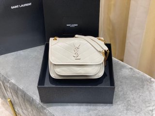 YSL 533037 Yves Saint Laurent Niki Baby In Crinkled Vintage Leather Bag White