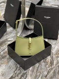 YSL LE5À7 657228 Hobo Bag In Smooth Leather Light Green